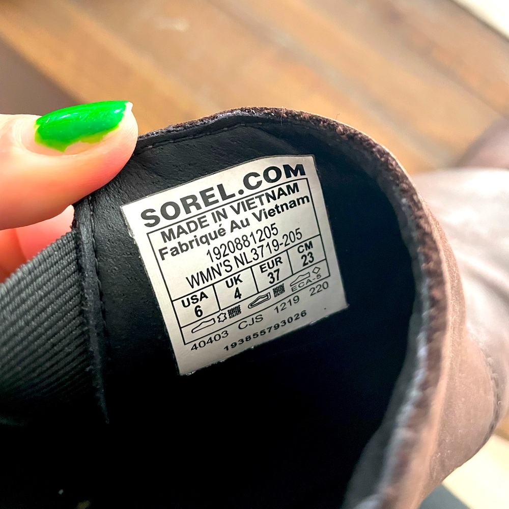 Emelie Colorblock Bootie - Picture 3 of 3